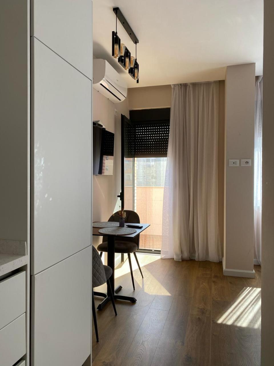 Central Bliss Studio Tirana Apartman Kültér fotó